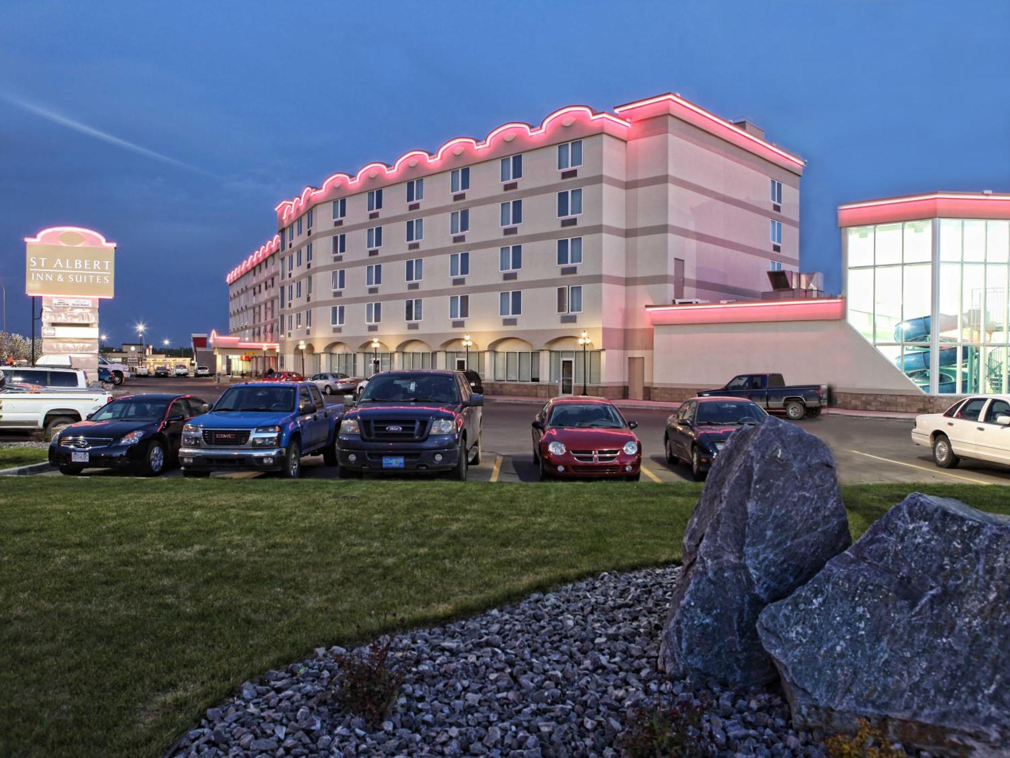 St. Albert Inn & Suites Saint Albert Экстерьер фото